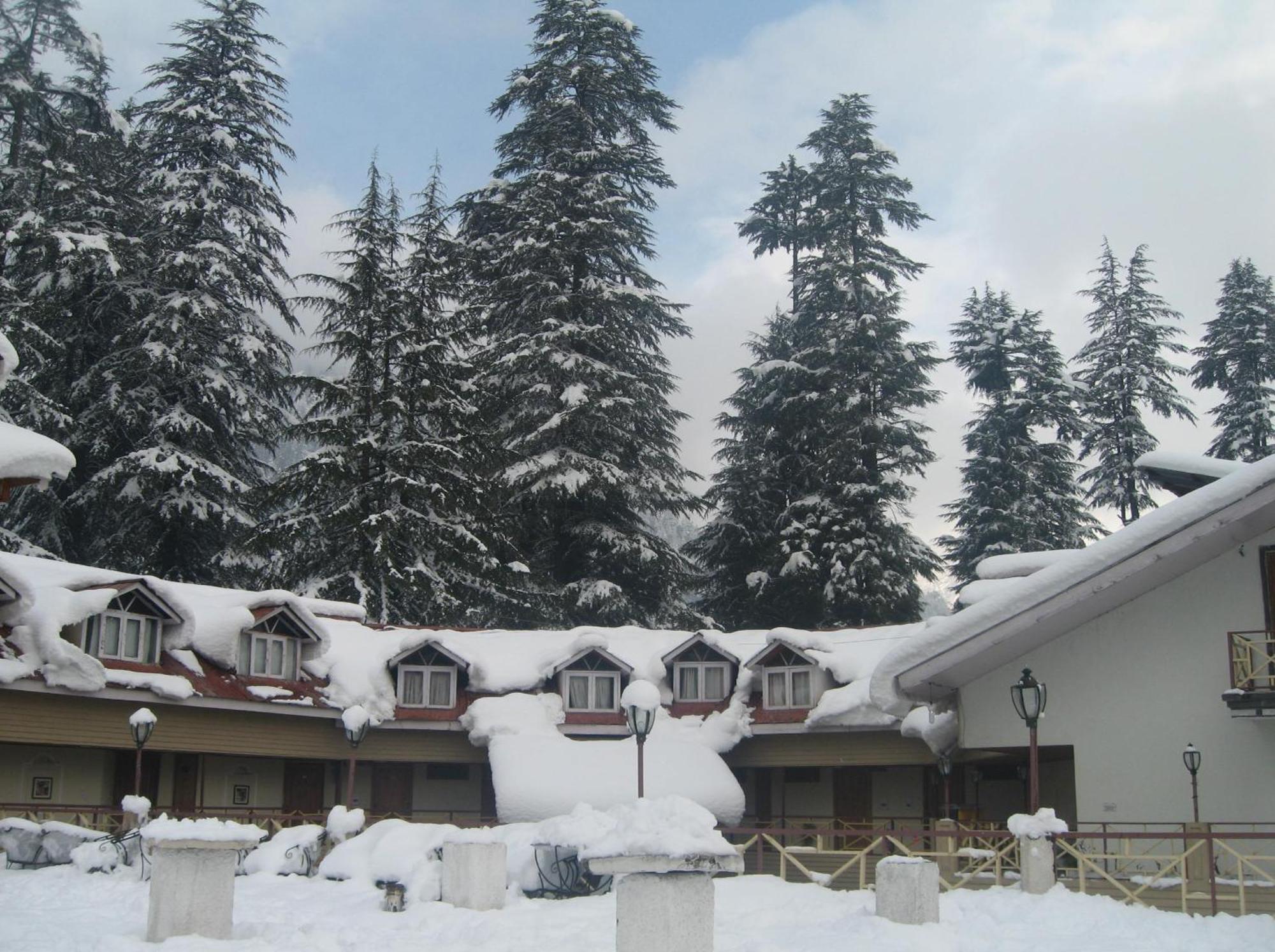 Snow Valley Resorts & Spa Manali Esterno foto