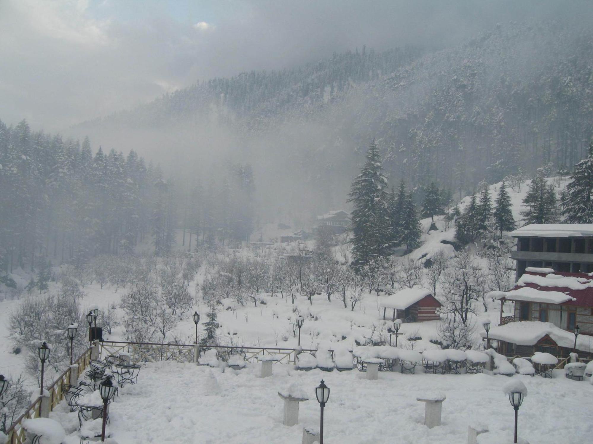 Snow Valley Resorts & Spa Manali Esterno foto