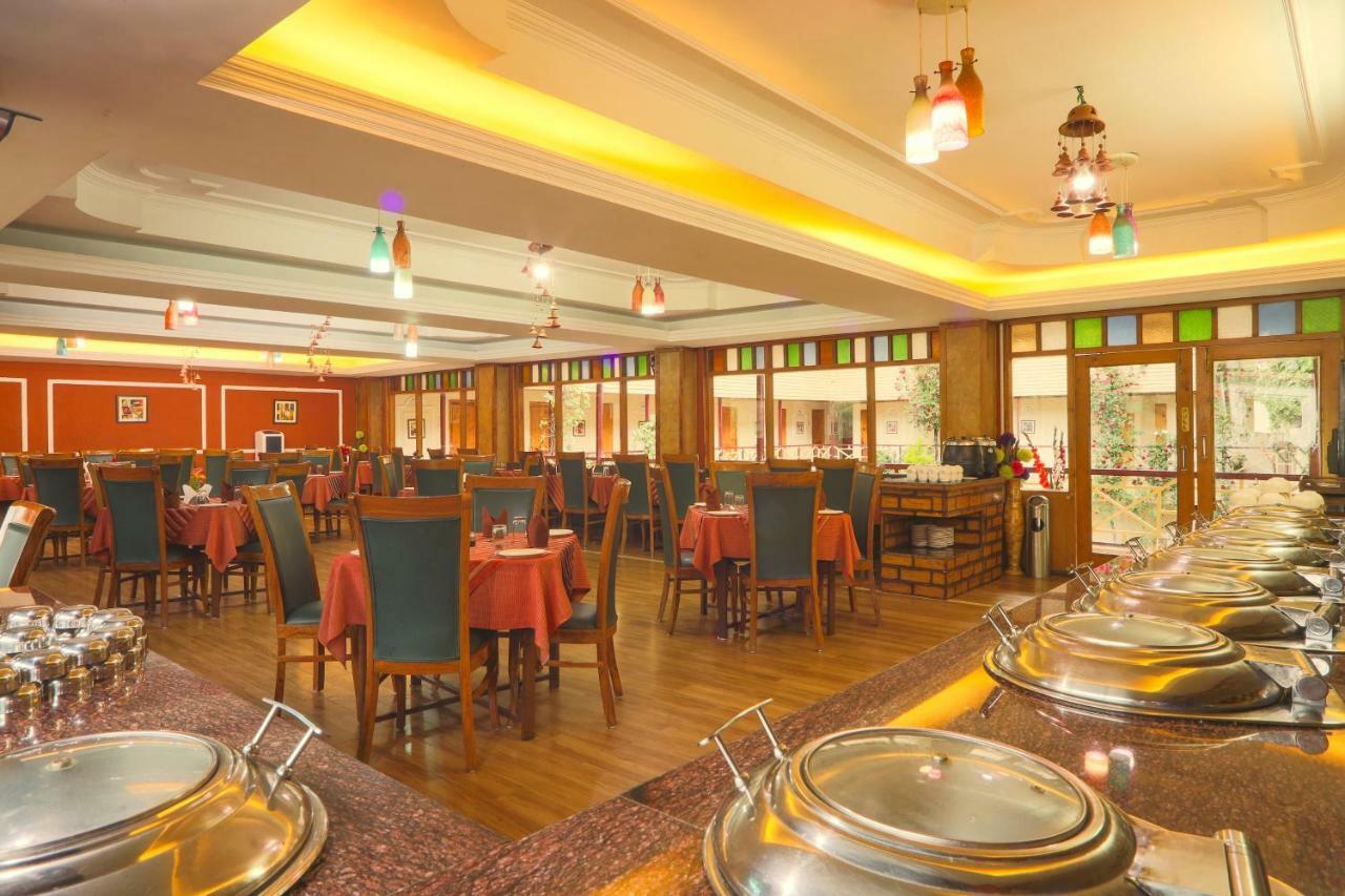 Snow Valley Resorts & Spa Manali Esterno foto